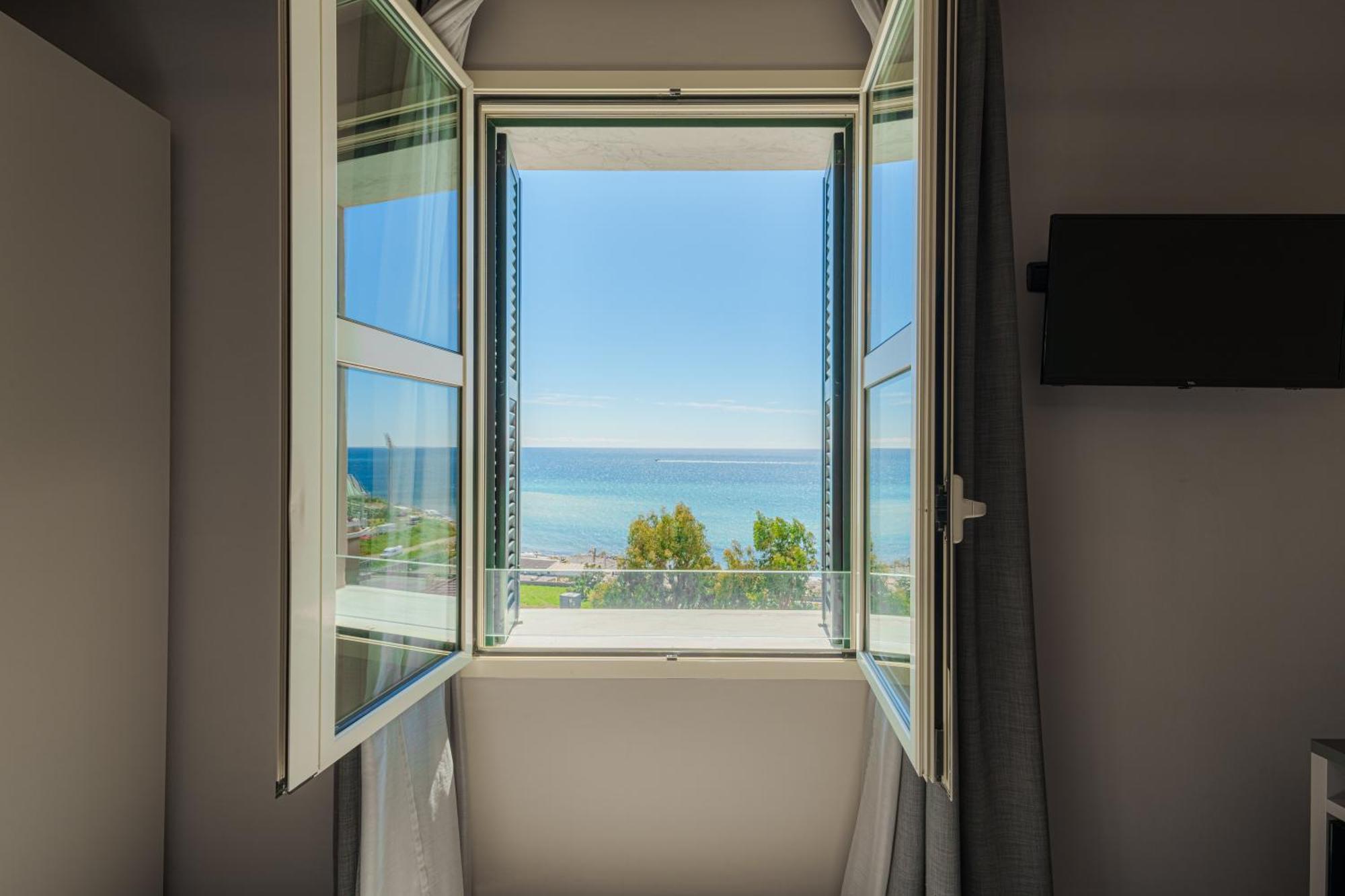Hotel Villa Levi Санремо Экстерьер фото