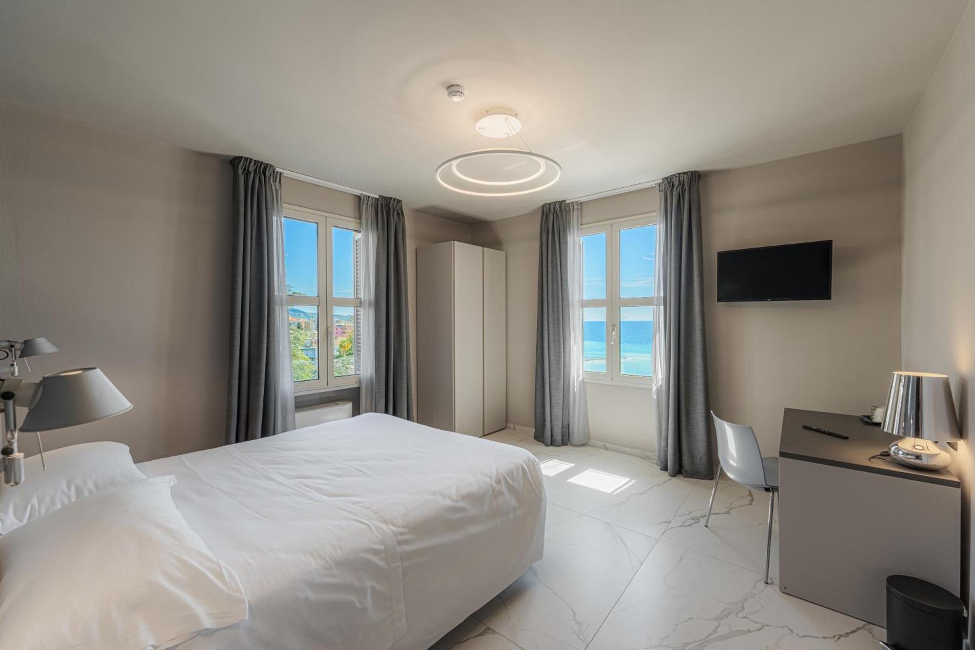 Hotel Villa Levi Санремо Экстерьер фото